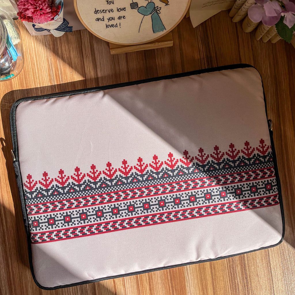 Dibajraph Laptop Sleeve – Beige Tatreez Embroidery Pattern | Blank Design