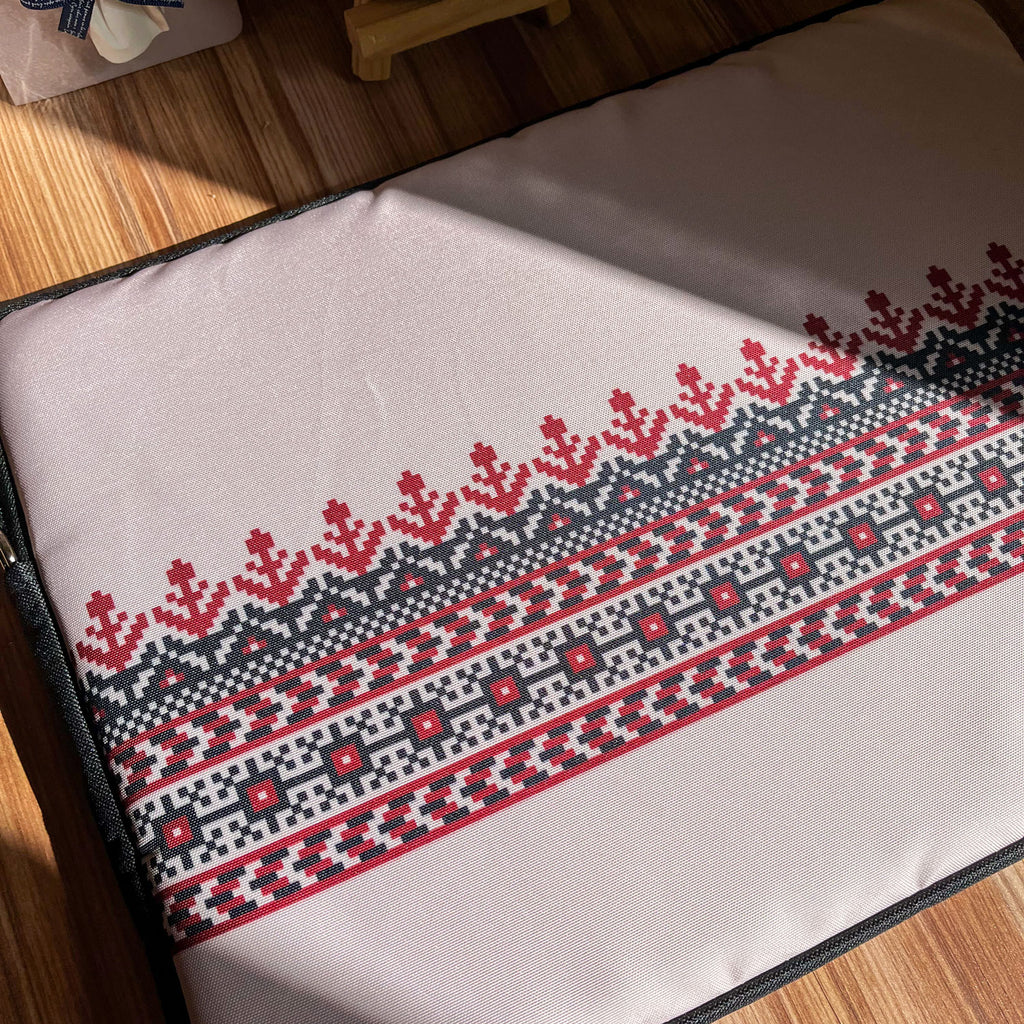 Dibajraph Laptop Sleeve – Beige Tatreez Embroidery Pattern | Blank Design